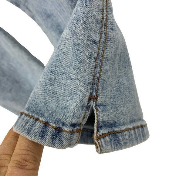 Womens Sneak Peek Capri Jeans Sz Medium destroy Stretch 0448 - Picture 6 of 8